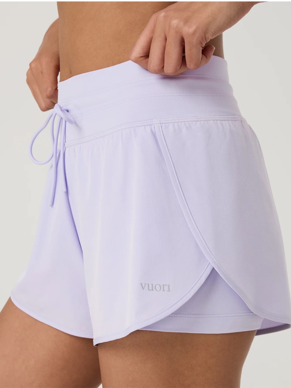 Vuori Daily Speed Short 2.5 Violet Mist NEW